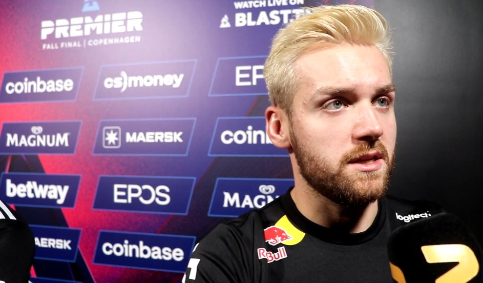 明天D组的首发阵容已公布：全神队将在首场比赛中对阵 LGD Gaming